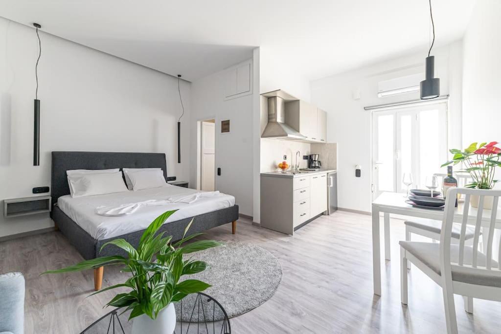 Elegant Fully Equipped Apartment Near City Centre Ираклион Экстерьер фото